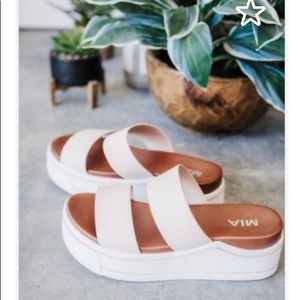 Mia Vachetta Sandals, blush, new never worn.